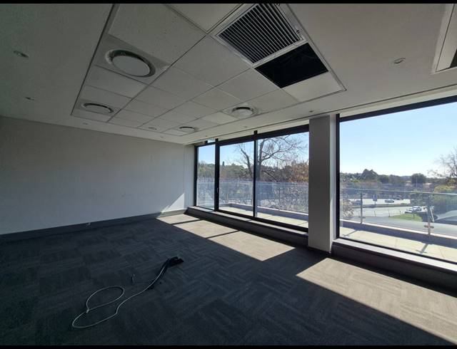 3,437M² OFFICE FOR SALE IN WAVERLEY